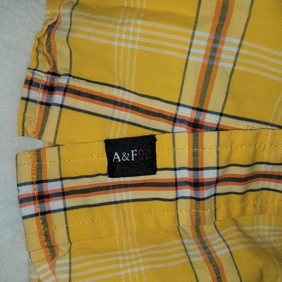 Abercrombie & Fitch Yellow Plaid Men's Shirt - Picture 3 of 4